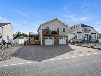 334 E Bayview Avenue