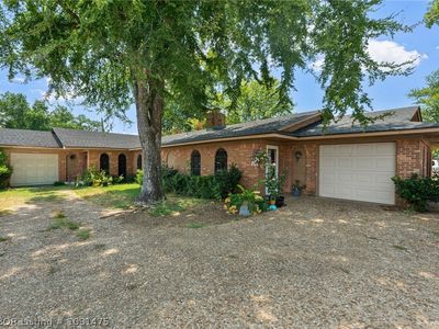 4414 Windsor Dr