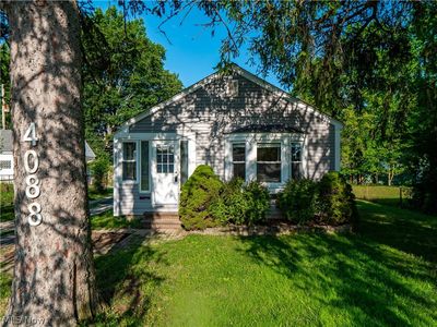 Property at 4088 W 224th St, Fairview Park, OH