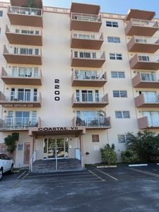 2200 E Hallandale Beach Blvd APT 109