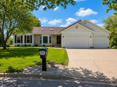 1331 Pinnacle Cir