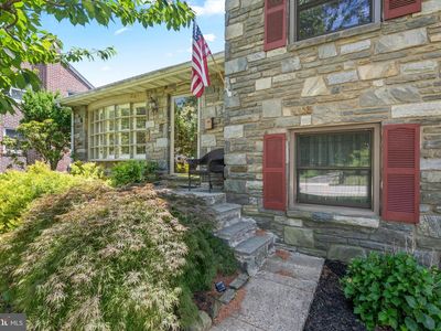 260 Avon Rd