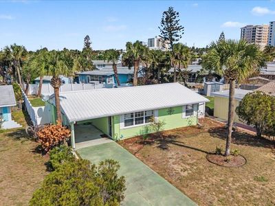 15 Alamanda Dr