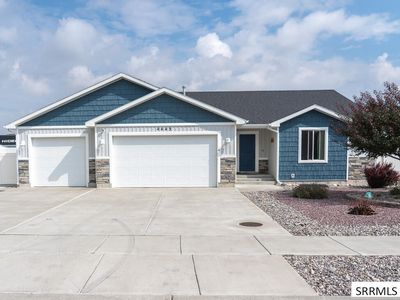 4443 Deloy Dr