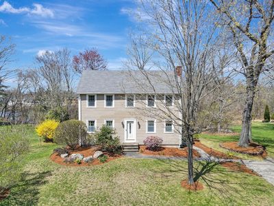15 Riverside Dr