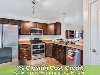156 W Carrick Dr
