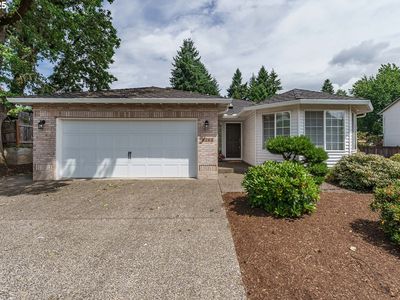 8261 SW Matthew Park St