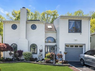 45 Candlewick Ct