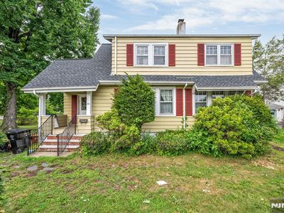 163 W Midland Ave