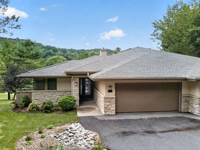 111 Aspen Glen Dr