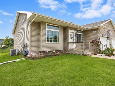 Property at 121 Peterson Pkwy, Madrid, IA