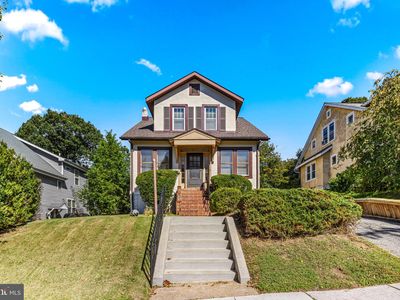 3220 Montebello Ter