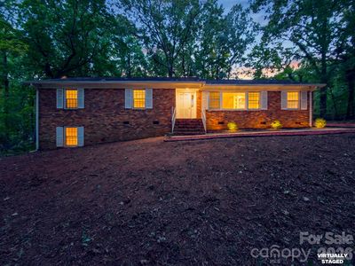 7515 Shady Ln