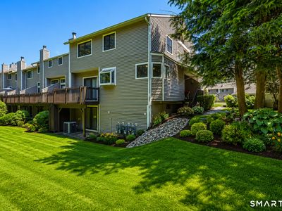 2002 Mill Pond Drive #2002