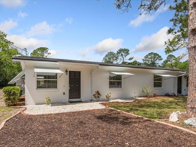 104 & 106 N Driftwood Ln