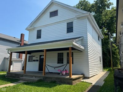 406 S Walnut St