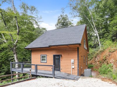 866 Cabin Creek Way