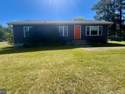 Property at 11635 Ashby Dr, Fredericksburg, VA