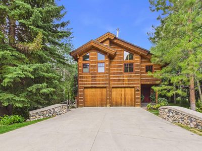 225 Eagle Creek Loop