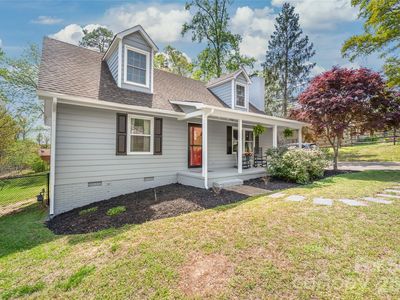 104 Pinetree Dr