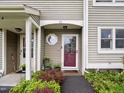 10 Redcoat Court
