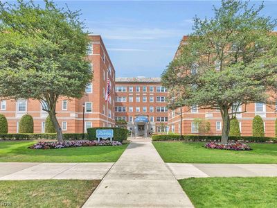 19015 Van Aken Blvd APT 311