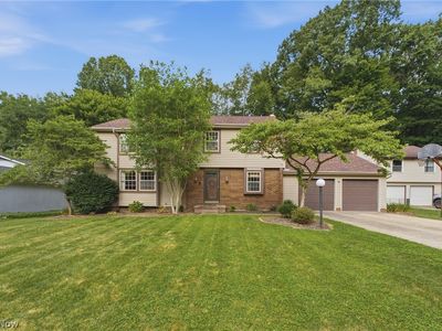 1717 Nutmeg Cir NE
