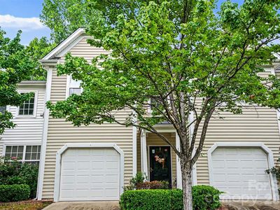 14735 Lions Paw St