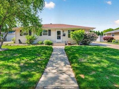 1438 W Kimberly Ave