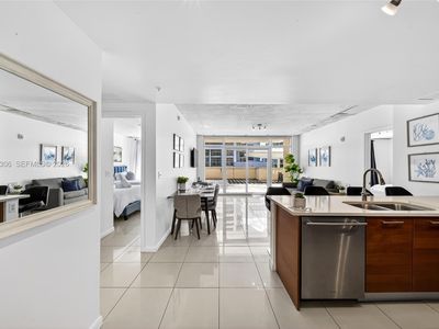 3250 NE 1st Ave APT 502