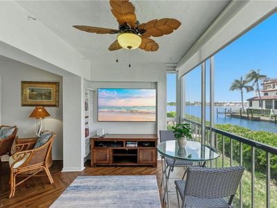 1100 Little Neck CT #F52