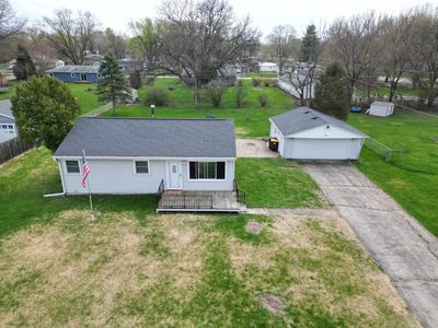 1407 Hackberry Ln