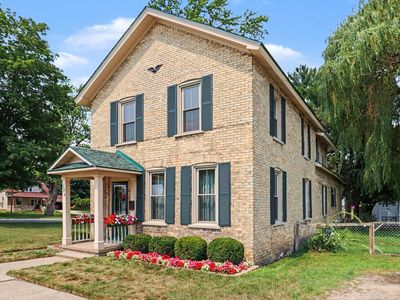 136 W Church Ave