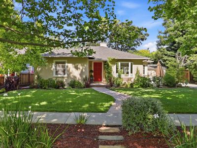 1074 Cherry Ave