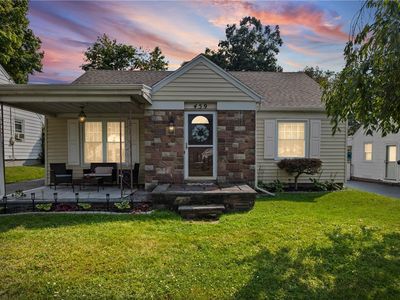459 Falstaff Rd