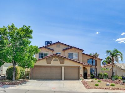 935 Highland Trails Ave