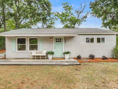1238 Hawthorne Cir