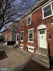 109 S Van Buren St