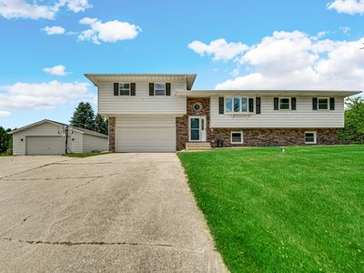 406 Northfield Ln
