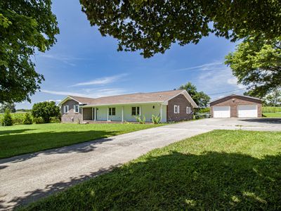 781 Blue Creek Rd
