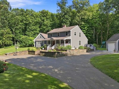 51 Barton Ave