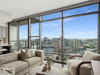 1212 Laurel St APT 2009