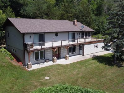 8325 Skunk Hollow Trl
