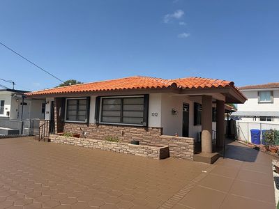1212 SW 30th Pl