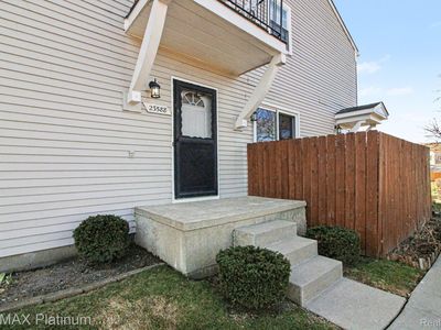 23588 N Rockledge