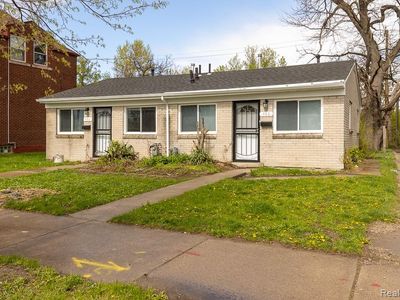 564 Marquette Dr
