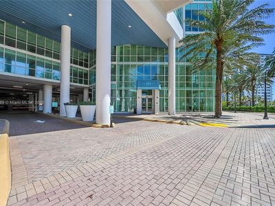 1 N Ocean Blvd APT 1211