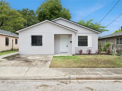 716 Grove Ave