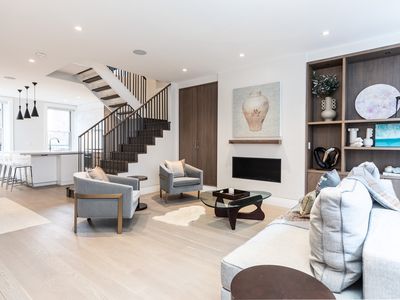47 Hancock St APT 2