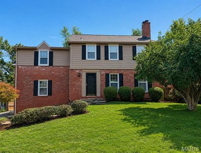 12 Beverly Dr